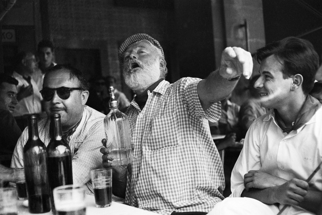 Hemingway, pletórico en los Sanfermines.